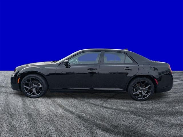 2023 Chrysler 300 Touring