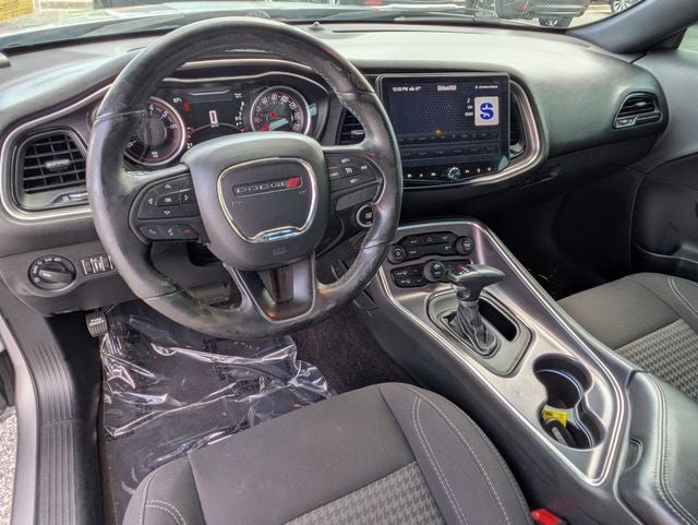 2017 Dodge Challenger SXT