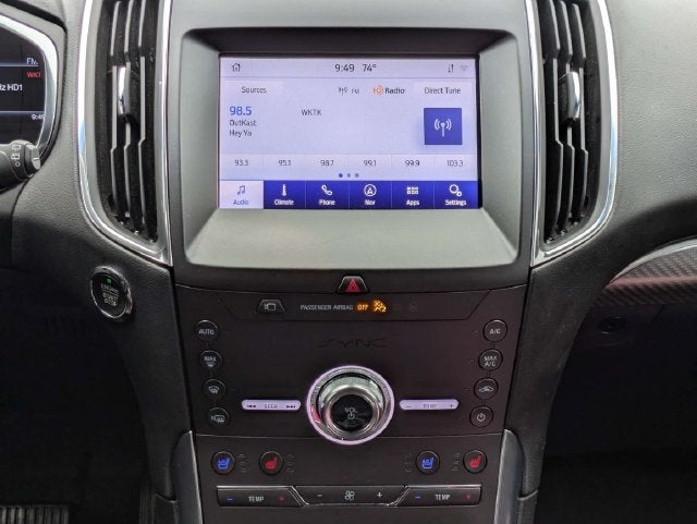 2020 Ford Edge Titanium