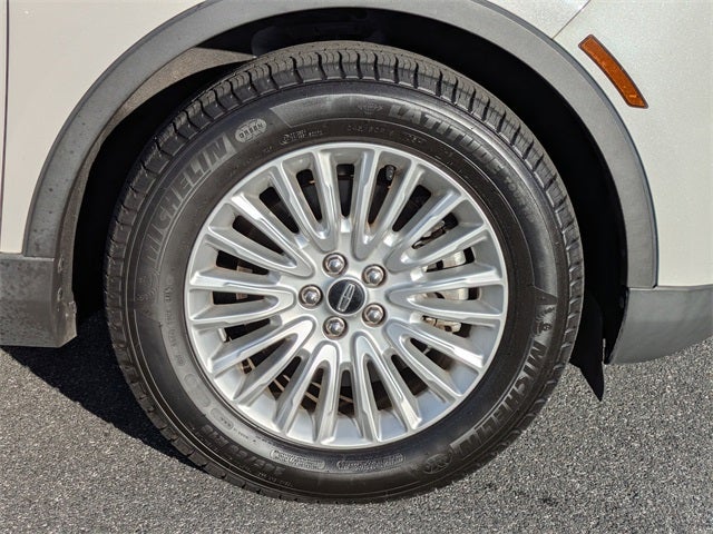 2020 Lincoln Nautilus Standard