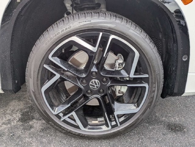 2026 Volkswagen Tiguan SEL R-Line Turbo