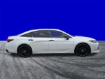 2022 Toyota Avalon Hybrid XSE