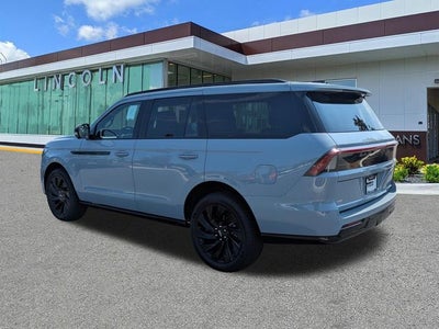 2027 Lincoln Navigator Reserve