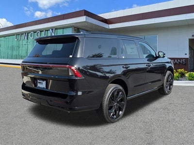 2027 Lincoln Navigator Reserve