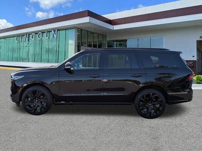 2027 Lincoln Navigator Reserve