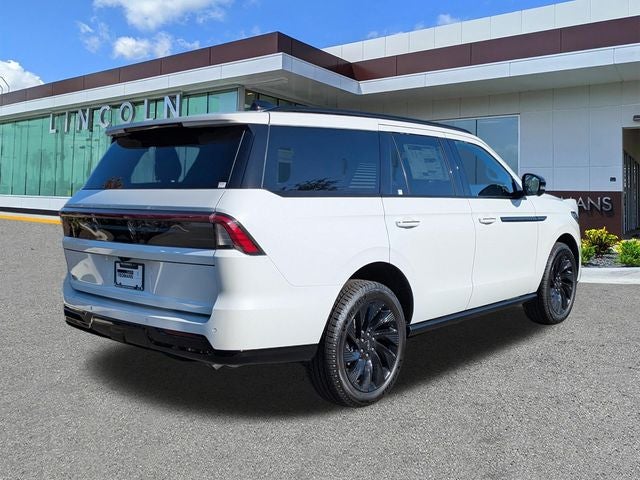 2027 Lincoln Navigator Reserve