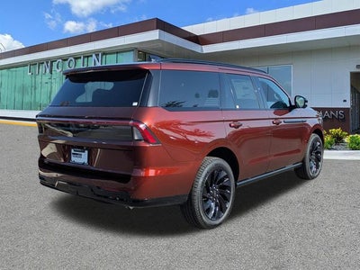 2027 Lincoln Navigator Reserve