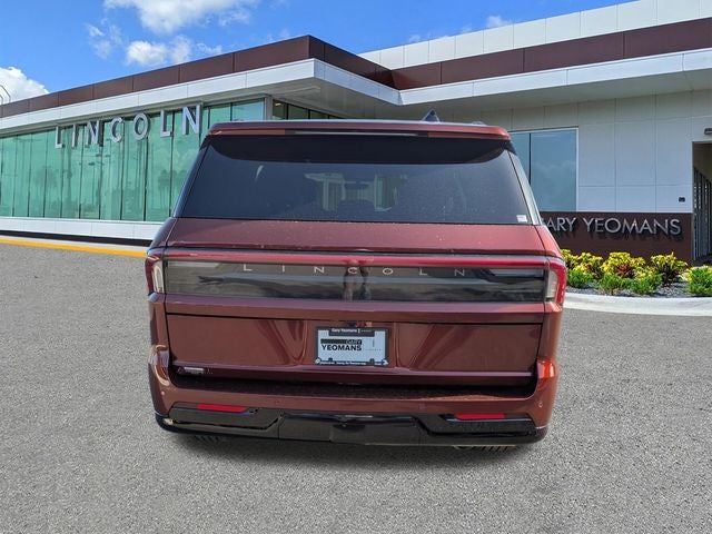 2027 Lincoln Navigator Reserve