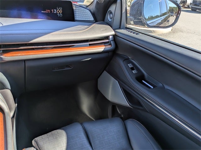 2025 Lincoln Navigator Black Label