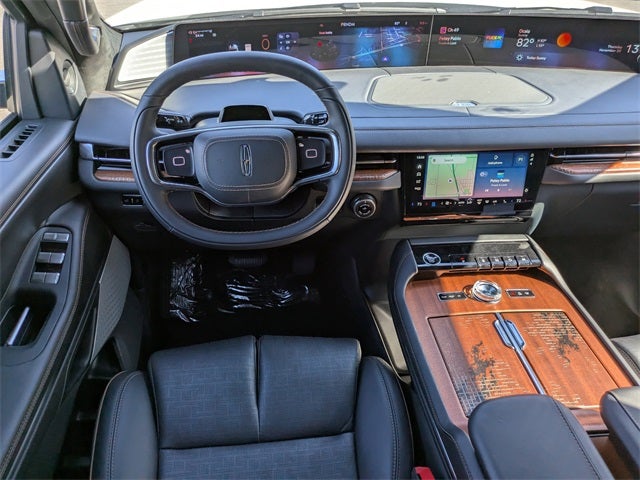 2025 Lincoln Navigator Black Label