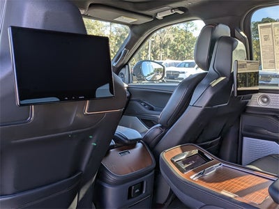2025 Lincoln Navigator Black Label