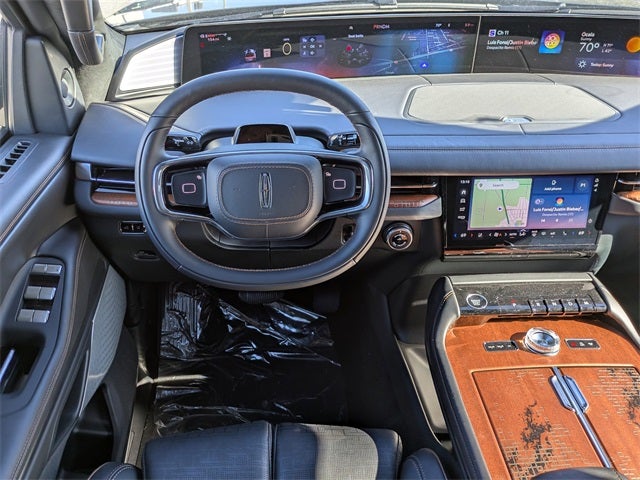 2025 Lincoln Navigator Black Label