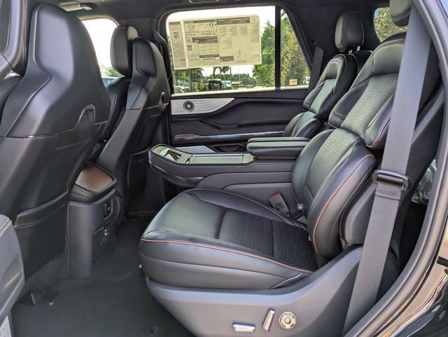 2027 Lincoln Navigator Black Label