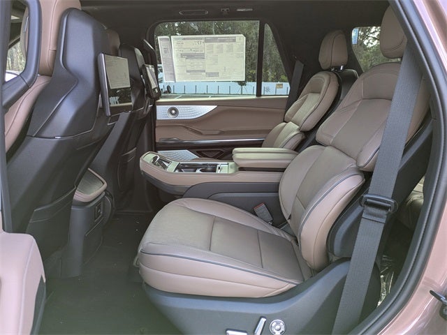 2025 Lincoln Navigator Black Label