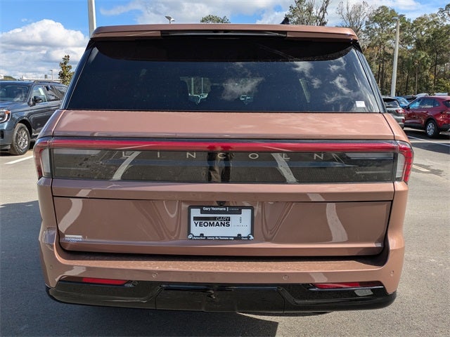 2025 Lincoln Navigator Black Label