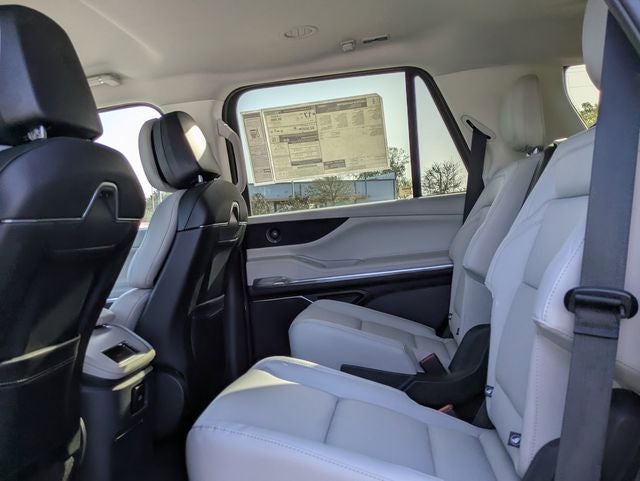 2026 Lincoln Navigator Premiere