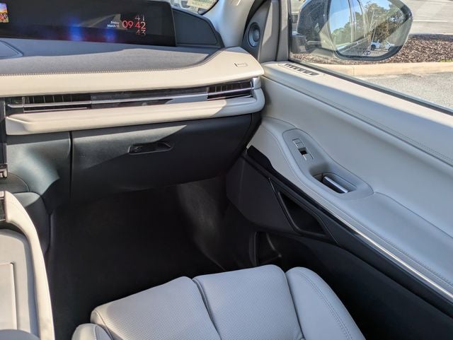 2026 Lincoln Navigator Premiere