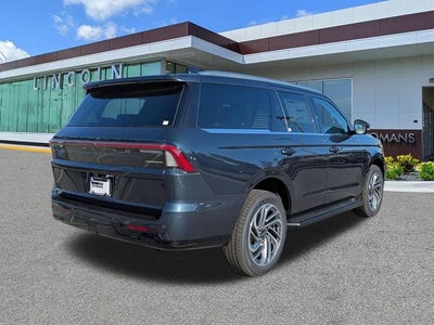 2026 Lincoln Navigator Premiere