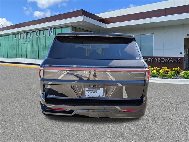 2026 Lincoln Navigator Premiere