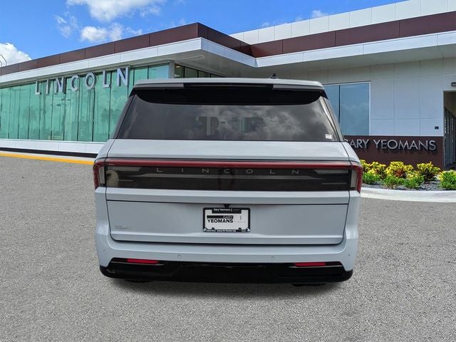 2026 Lincoln Navigator Premiere