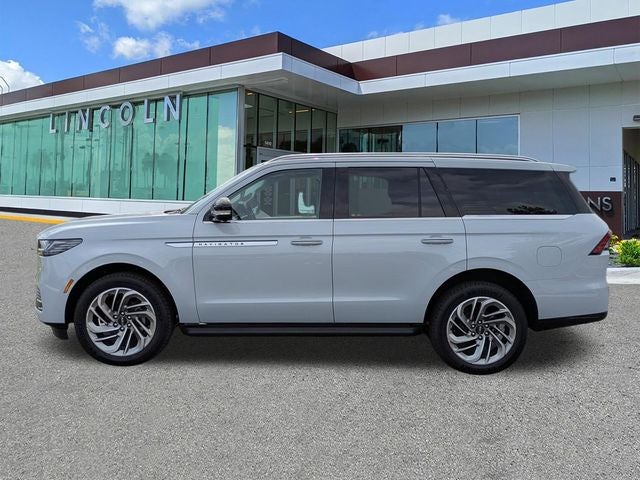 2026 Lincoln Navigator Premiere