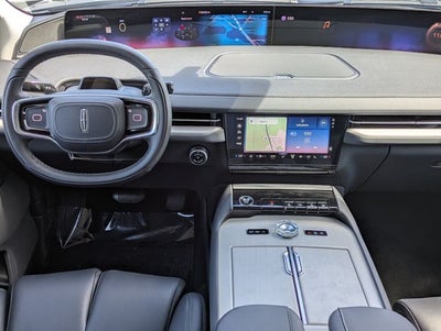 2027 Lincoln Navigator Premiere