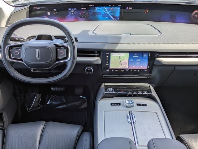 2027 Lincoln Navigator Premiere
