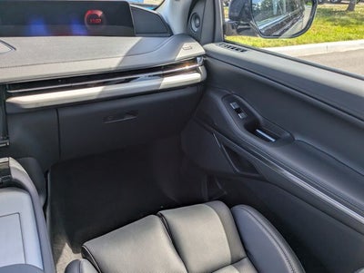2027 Lincoln Navigator Premiere