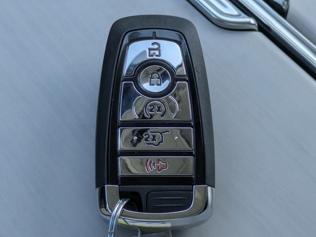 2027 Lincoln Navigator Premiere