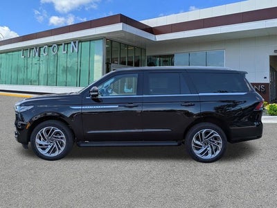 2027 Lincoln Navigator Premiere