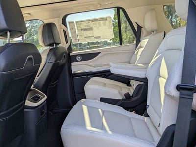2027 Lincoln Navigator Reserve