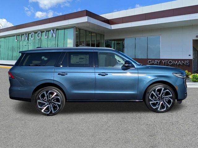 2027 Lincoln Navigator Reserve