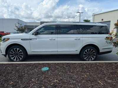 2023 Lincoln Navigator L Reserve