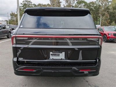 2025 Lincoln Navigator L Reserve