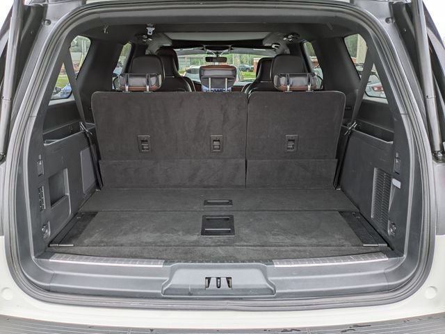 2023 Lincoln Navigator L Reserve