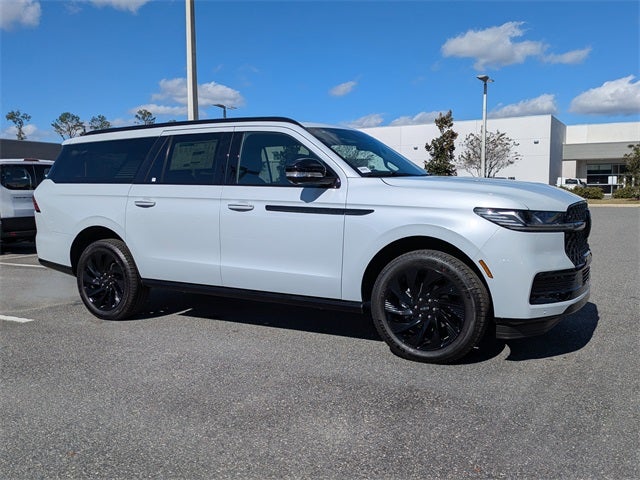 2026 Lincoln Navigator L Reserve