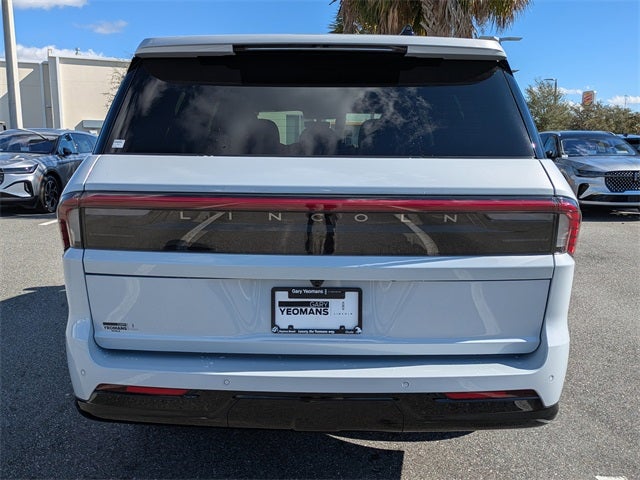 2026 Lincoln Navigator L Reserve