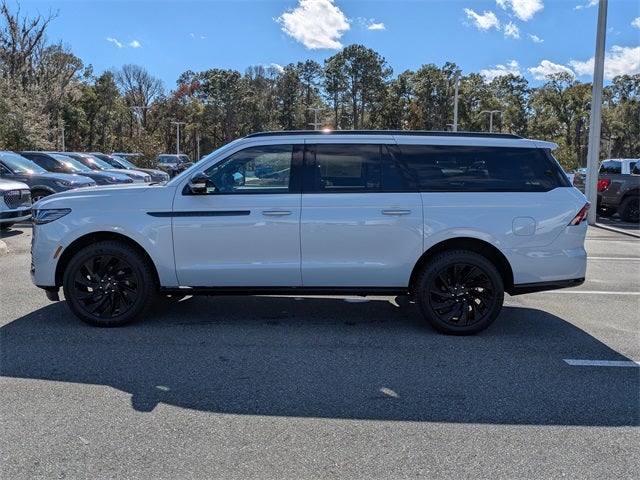 2026 Lincoln Navigator L Reserve