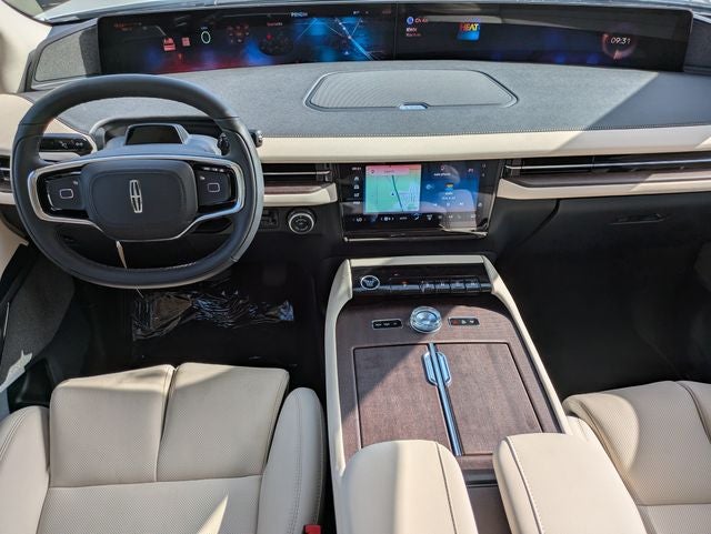 2027 Lincoln Navigator L Reserve