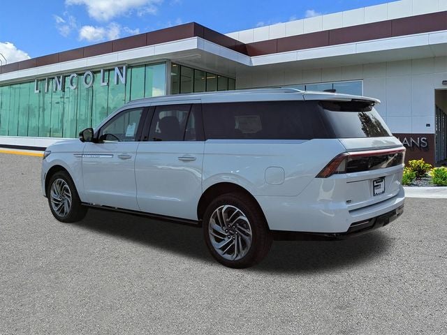 2027 Lincoln Navigator L Reserve