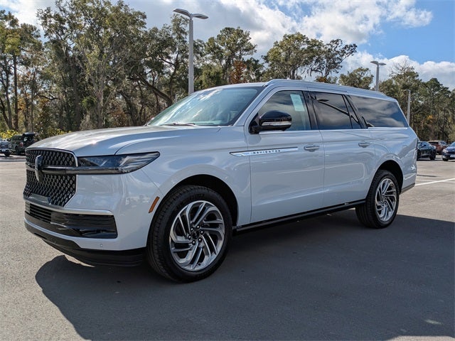 2026 Lincoln Navigator L Reserve