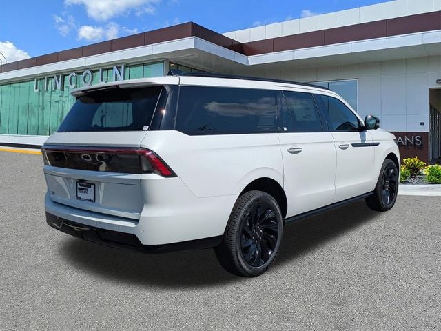 2026 Lincoln Navigator L Reserve