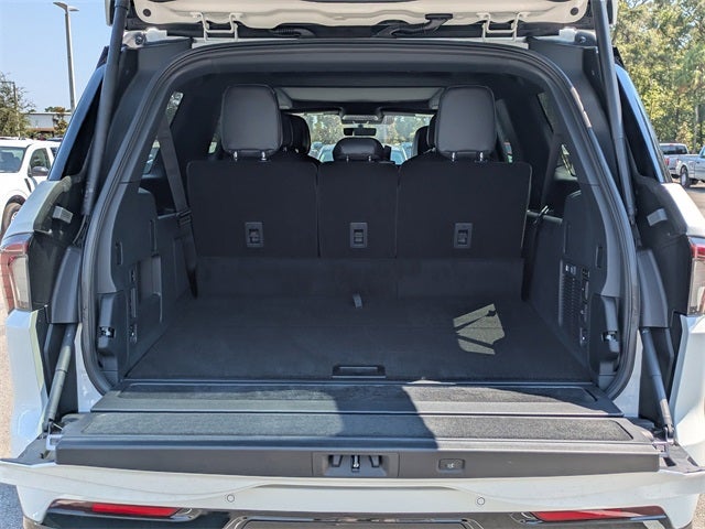 2025 Lincoln Navigator L Reserve