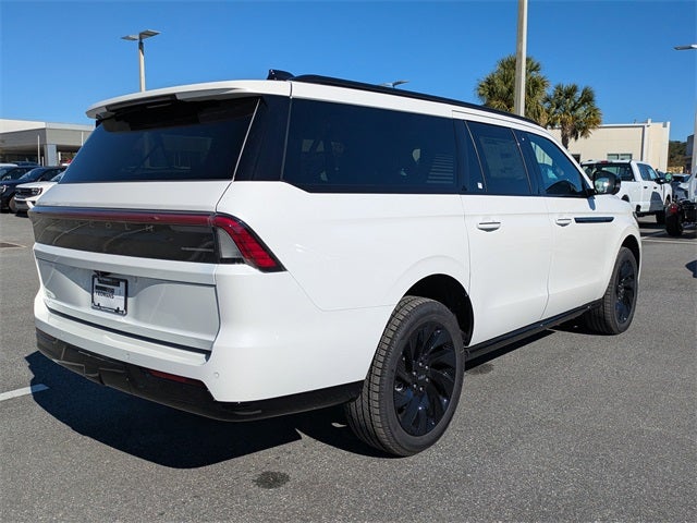 2025 Lincoln Navigator L Reserve