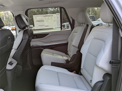 2026 Lincoln Navigator L Premiere