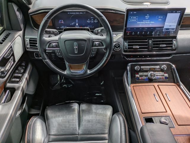 2024 Lincoln Navigator L Black Label