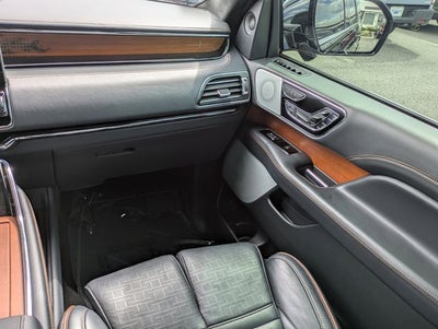 2024 Lincoln Navigator L Black Label