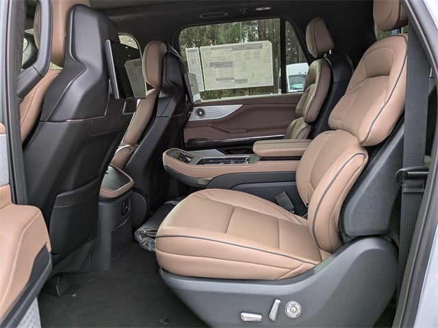 2025 Lincoln Navigator L Black Label