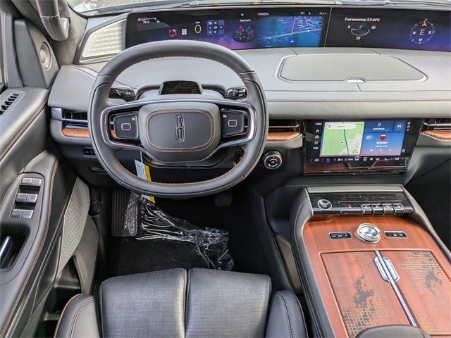 2025 Lincoln Navigator L Black Label