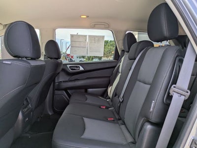 2020 Nissan Pathfinder S